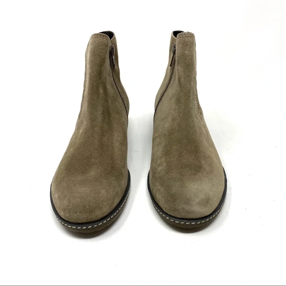 Gabor beige suede women’s Chelsea ankle boots